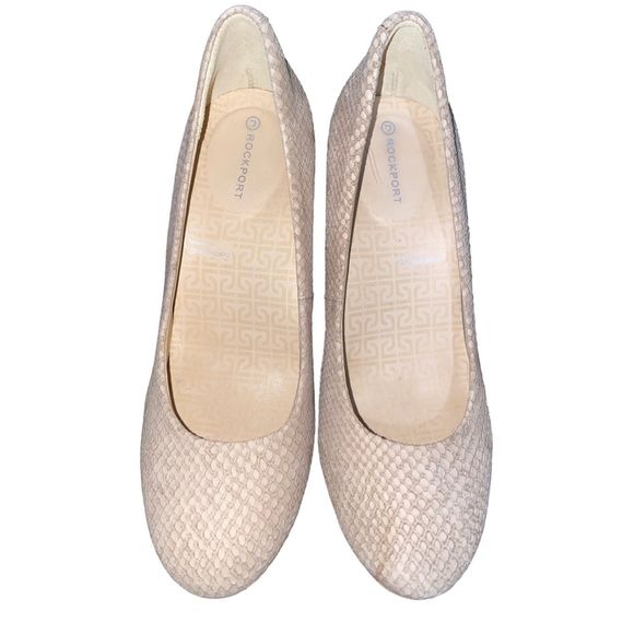 Gently Used Rockport Platform Heels 6.5 - Picture 6 of 16